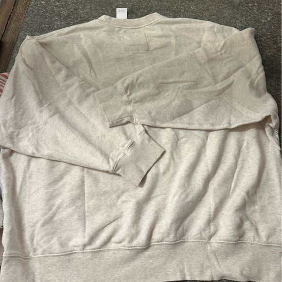 BRAND NEW American Eagle Outfitters oversized crewneck - Picture 2 of 6